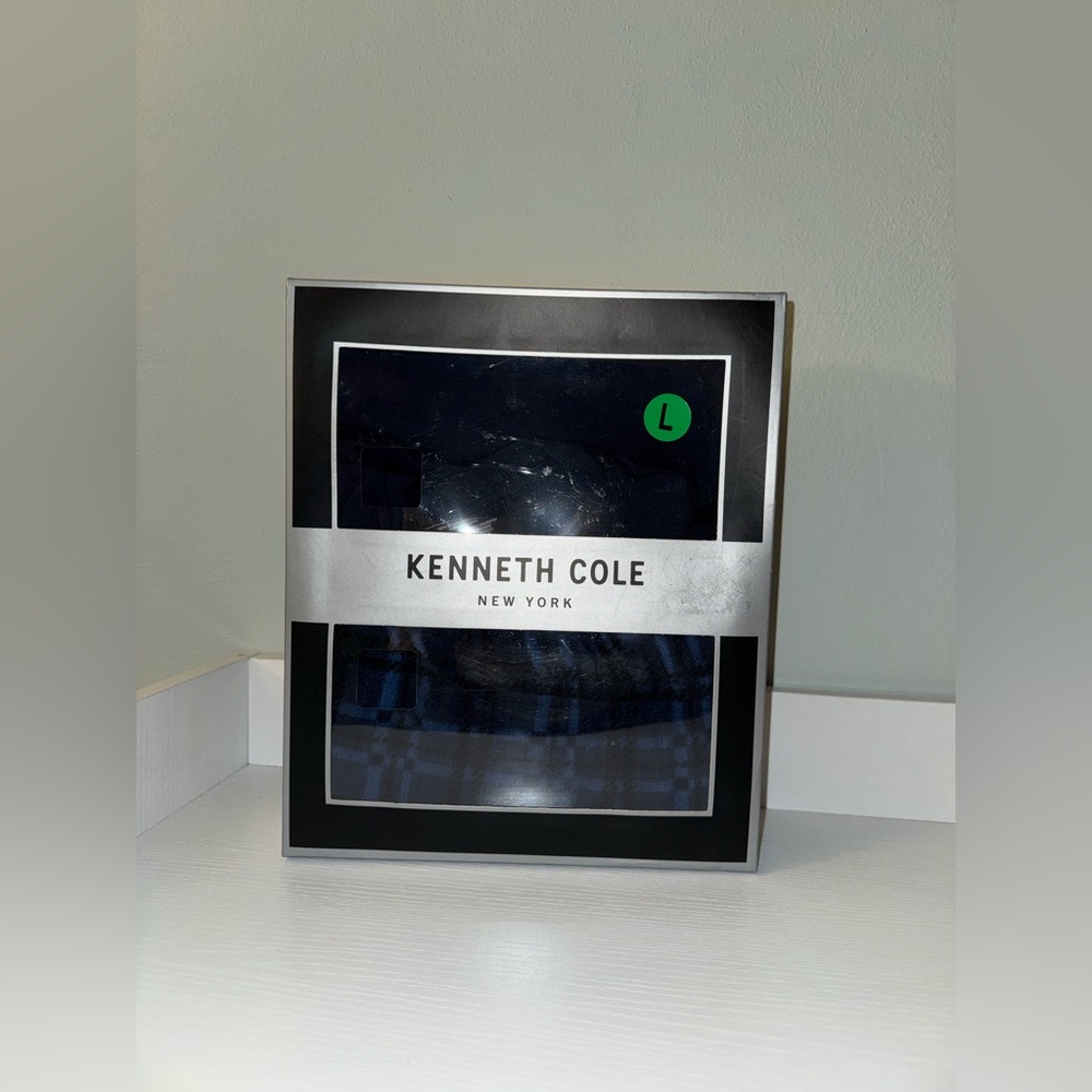 Kenneth Cole Gray Lounge Set
